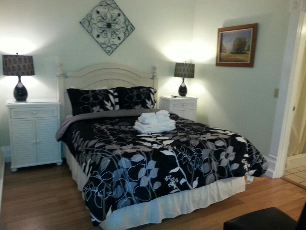 Duval House Bed and Breakfast Key West Eksteriør billede
